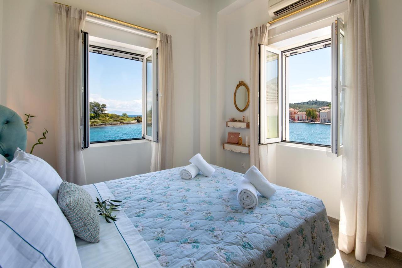 Sea Front Suite "Sea Tales" Гайос Екстериор снимка