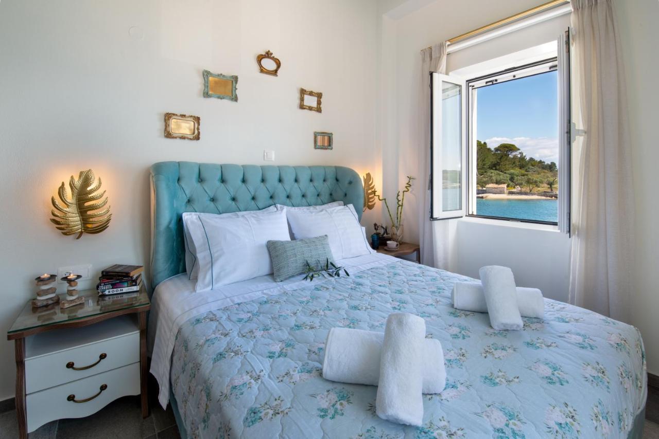 Sea Front Suite "Sea Tales" Гайос Екстериор снимка